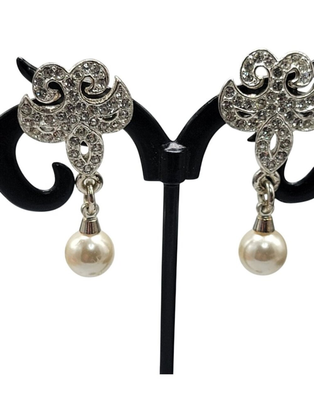 Vintage Napier Fleur-de-lis Rhinestone Pave Post Earrings Dangling Faux Pearl - Picture 4 of 12